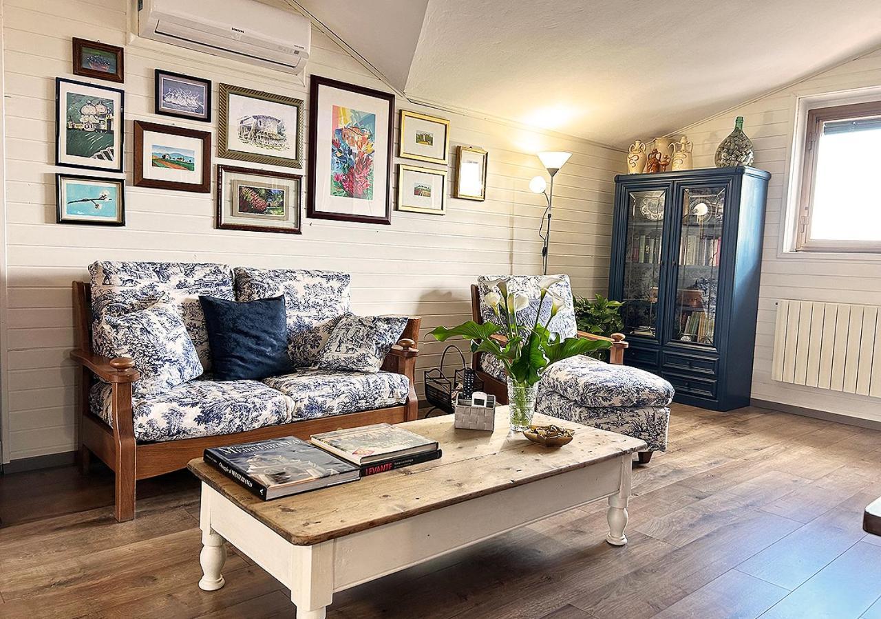 La Mansardina Apartment Venegono Superiore ภายนอก รูปภาพ