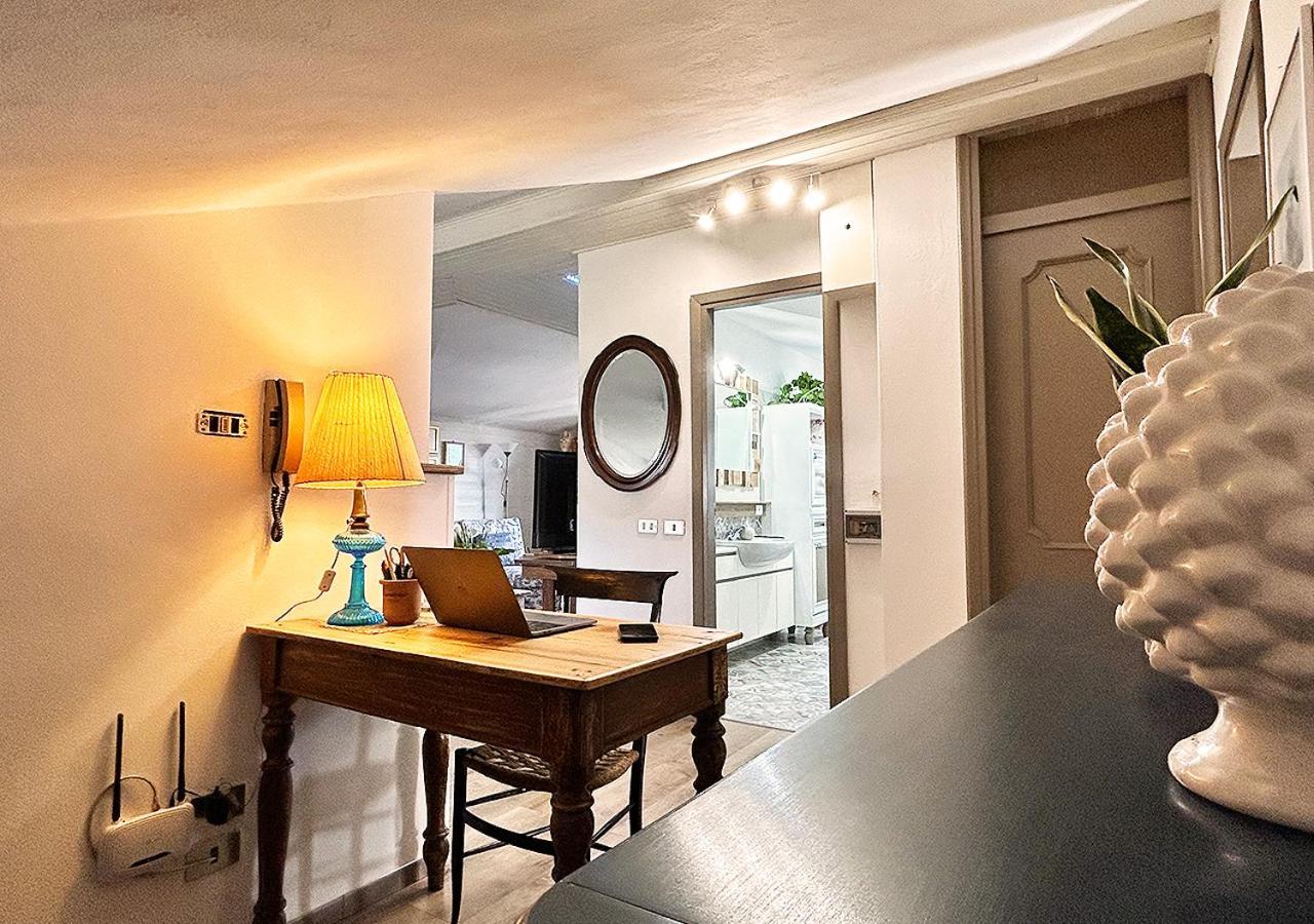 La Mansardina Apartment Venegono Superiore ภายนอก รูปภาพ