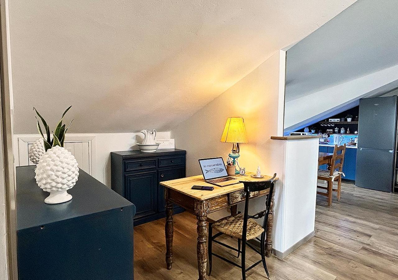 La Mansardina Apartment Venegono Superiore ภายนอก รูปภาพ
