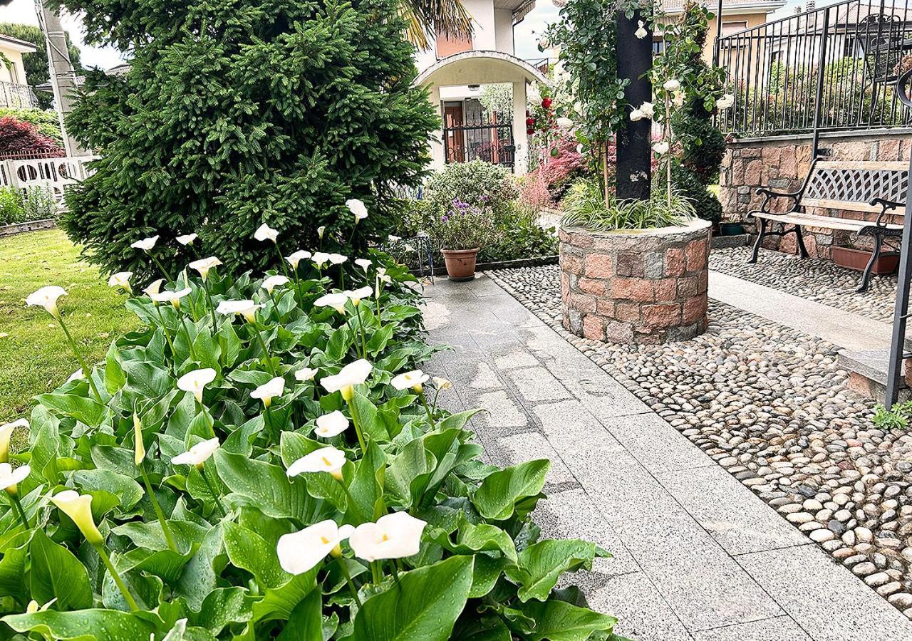 La Mansardina Apartment Venegono Superiore ภายนอก รูปภาพ